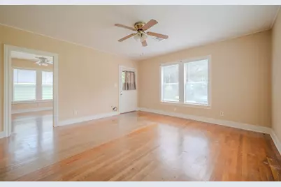 604 Abell Street, Wharton, TX 77488 - Photo 10