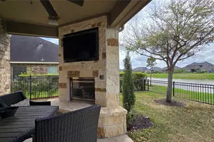 343 Summer Cres Dr, Richmond, TX 77469 - Photo 2