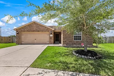 422 Hawks View Drive, La Marque, TX 77568 - Photo 4