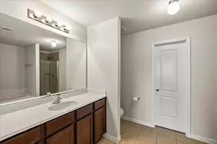422 Hawks View Dr, La Marque, TX 77568 - Photo 18