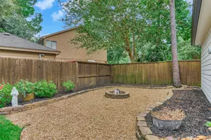 42 Golden Shadow Cir, The Woodlands, TX 77381 - Photo 42