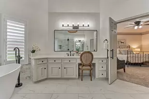 42 Golden Shadow Cir, The Woodlands, TX 77381 - Photo 20