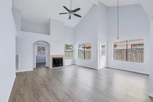 2527 Silver Trumpet Dr, Katy, TX 77449 - Photo 2