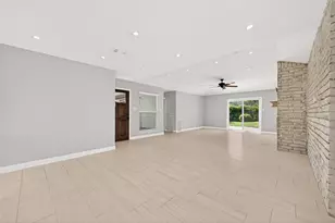 12707 Pantano Drive, Houston, TX 77065 - Photo 16