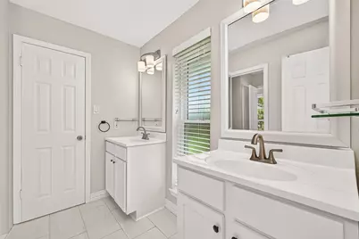 12707 Pantano Drive, Houston, TX 77065 - Photo 32