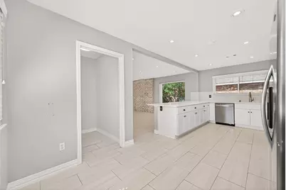 12707 Pantano Drive, Houston, TX 77065 - Photo 10