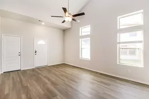 10715 Sunlit St, Conroe, TX 77303 - Photo 8