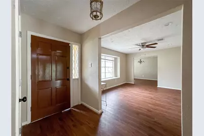 5907 Darkwood Drive, Houston, TX 77088 - Photo 4