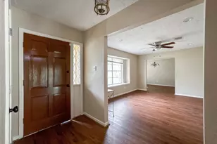 5907 Darkwood Dr, Houston, TX 77088 - Photo 4