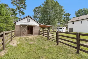 9321 N Walker Rd, Cleveland, TX 77328 - Photo 44