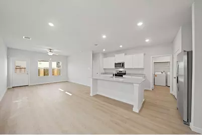 325 Bennett Street, Angleton, TX 77515 - Photo 14