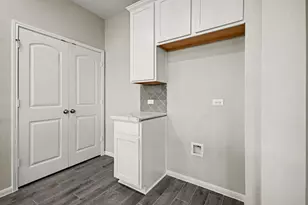 2610 Bisbee Rd, League City, TX 77573 - Photo 12