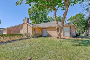 4302 Wildacres Dr, Houston, TX 77072 - Photo 4