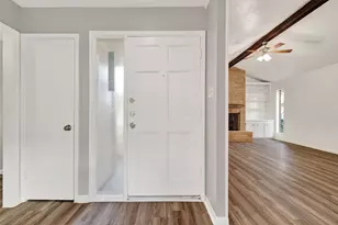 4302 Wildacres Dr, Houston, TX 77072 - Photo 8