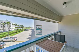 6102 Seawall Blvd, Galveston, TX 77551 - Photo 20