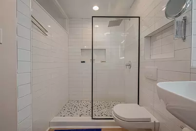 12042 Mighty Oak Drive #B, Houston, TX 77066 - Photo 32