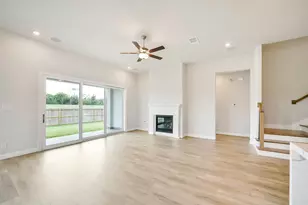 9910 Deep Water Dr, Missouri City, TX 77459 - Photo 6