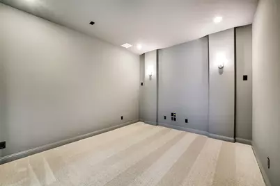 9910 Deep Water Drive, Missouri City, TX 77459 - Photo 18