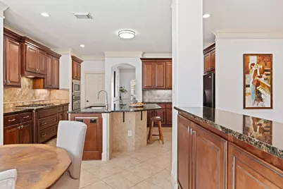 4521 Mayfair Street, Bellaire, TX 77401 - Photo 12