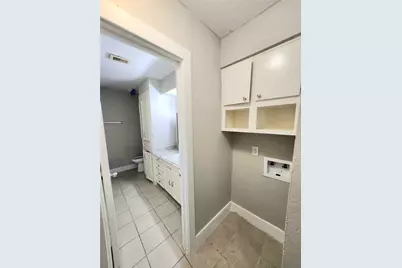 9110 Kentshire Drive #A B, Houston, TX 77078 - Photo 8