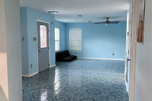 8340 Folkstone Ln, Houston, TX 77075 - Photo 6