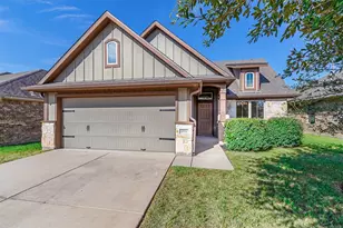2004 Birdie Ct, Navasota, TX 77868 - Photo 1