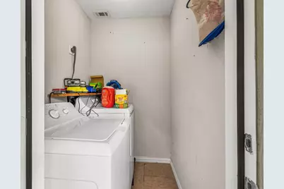 207 Chandler Drive, Baytown, TX 77521 - Photo 28