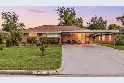 207 Chandler Drive, Baytown, TX 77521 - Photo 1