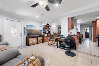 207 Chandler Drive, Baytown, TX 77521 - Photo 6
