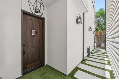 4744 Aftonshire Drive, Houston, TX 77027 - Photo 4