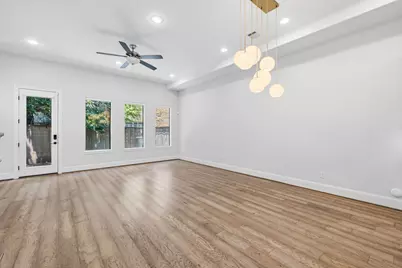 4744 Aftonshire Drive, Houston, TX 77027 - Photo 12