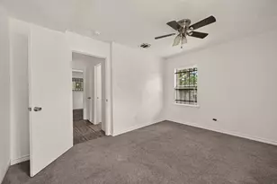5739 Waterford Dr, Houston, TX 77033 - Photo 26