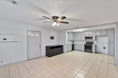 2910 San Augustine Avenue, Pasadena, TX 77503 - Photo 2
