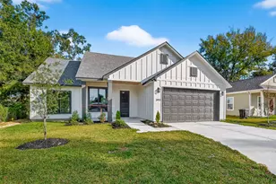 3911 Alberta St, Houston, TX 77021 - Photo 2