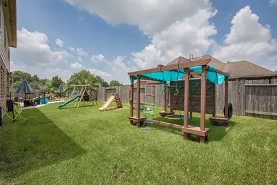 2110 Stonehollow Court, Pearland, TX 77581 - Photo 30