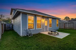 24715 Russet Bluff Trl, Houston, TX 77336 - Photo 2