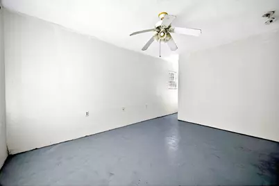 423 Gammon Drive, Houston, TX 77022 - Photo 14