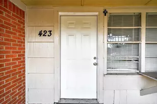 423 Gammon Dr, Houston, TX 77022 - Photo 4