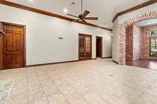 6585 Truxton Ln, Beaumont, TX 77706 - Photo 12