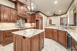 6585 Truxton Ln, Beaumont, TX 77706 - Photo 18
