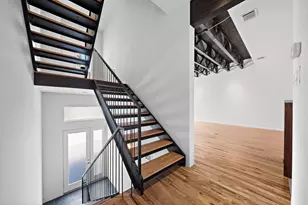 105 Willard St, Houston, TX 77006 - Photo 8