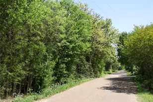 1035 Old Sayers Rd, Elgin, TX 78621 - Photo 16