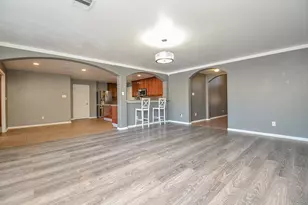 5411 Rio Dr, Baytown, TX 77521 - Photo 2