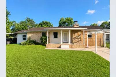 513 W Texas Street, Brazoria, TX 77422 - Photo 1