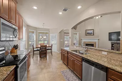 14007 Fountainview Drive, Montgomery, TX 77356 - Photo 8