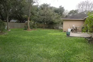 213 Duerr Dr, Bellville, TX 77418 - Photo 4