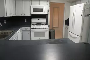 213 Duerr Dr, Bellville, TX 77418 - Photo 10