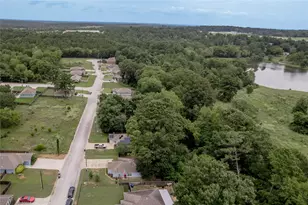112 Bernice Dr, Huntsville, TX 77320 - Photo 44