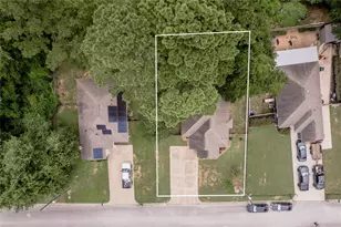 112 Bernice Dr, Huntsville, TX 77320 - Photo 2