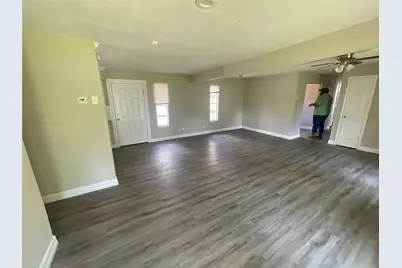 8127 Richland Drive, Houston, TX 77028 - Photo 8